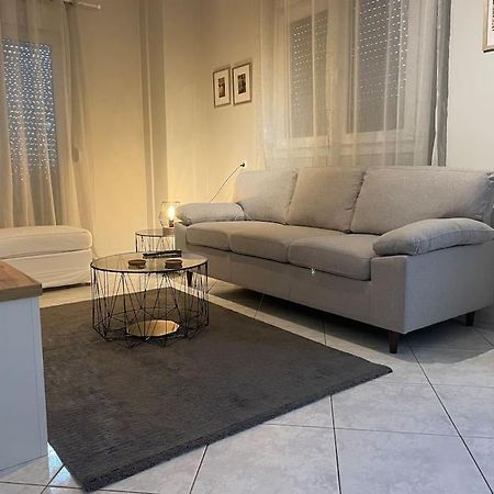 Letty'S Cozy Flat Apartment Peraía Zewnętrze zdjęcie