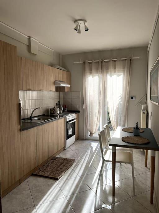 Letty'S Cozy Flat Apartment Peraía Zewnętrze zdjęcie